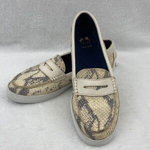 Cole Haan Beige and Cream Python Print Loafers sz 7.5
